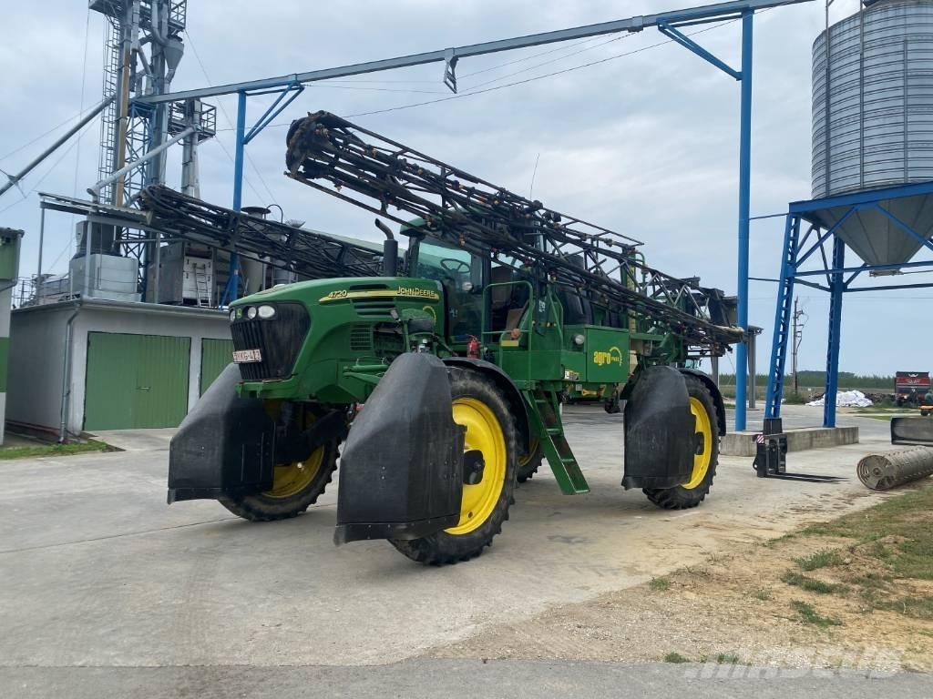 John Deere 4720 Savaeigiai purkštuvai