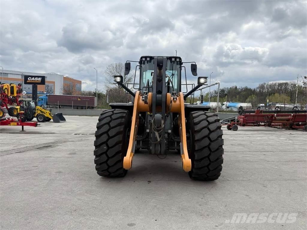 CASE CE 1121G Naudoti ratiniai krautuvai