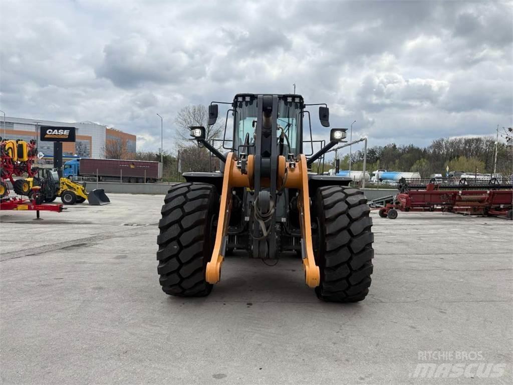 CASE CE 1121G Naudoti ratiniai krautuvai