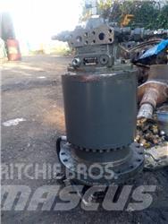 Liebherr R 914 Transmisijos