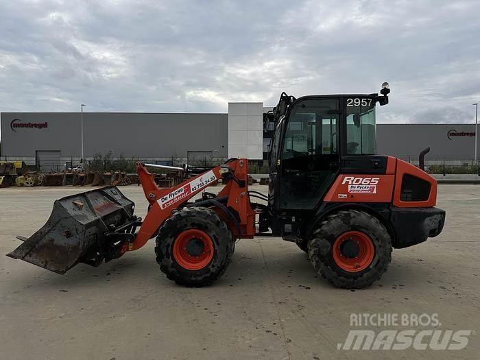 Kubota R065W Naudoti ratiniai krautuvai