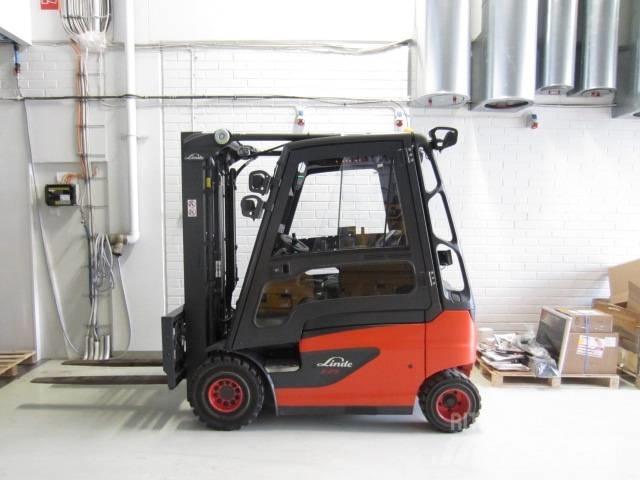 Linde E25 Elektriniai šakiniai krautuvai