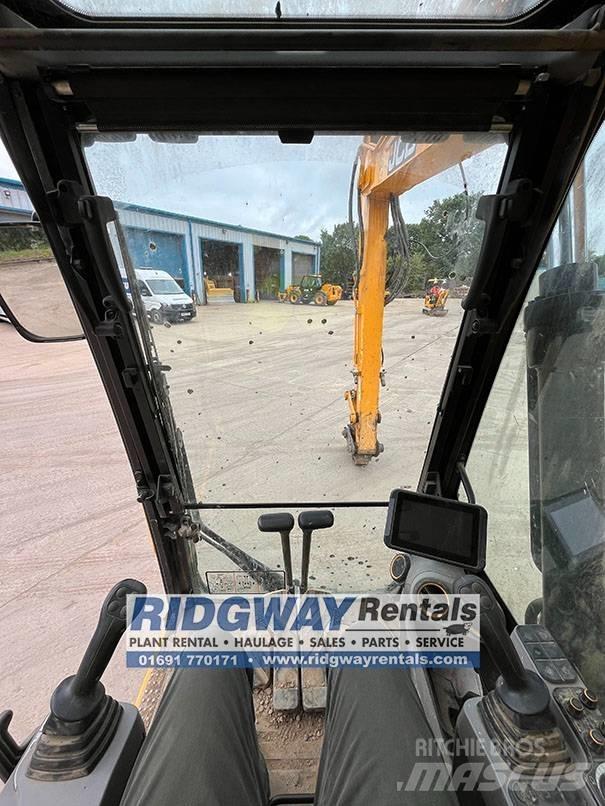 JCB 131 X L Vikšriniai ekskavatoriai