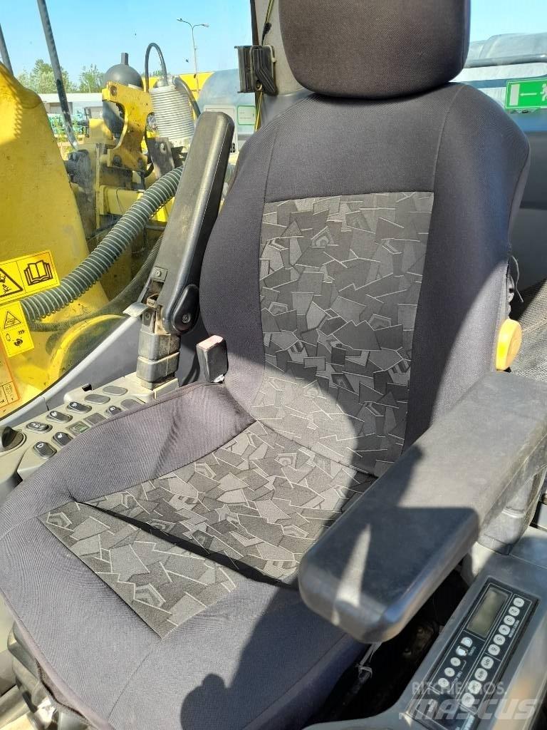 Komatsu PC 290 NLC-8 Vikšriniai ekskavatoriai