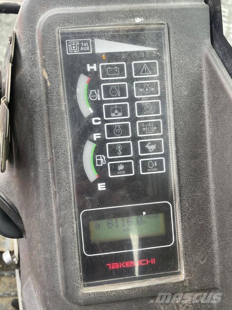 Takeuchi TB285 Vidutinės galios ekskavatoriai 7-12 t