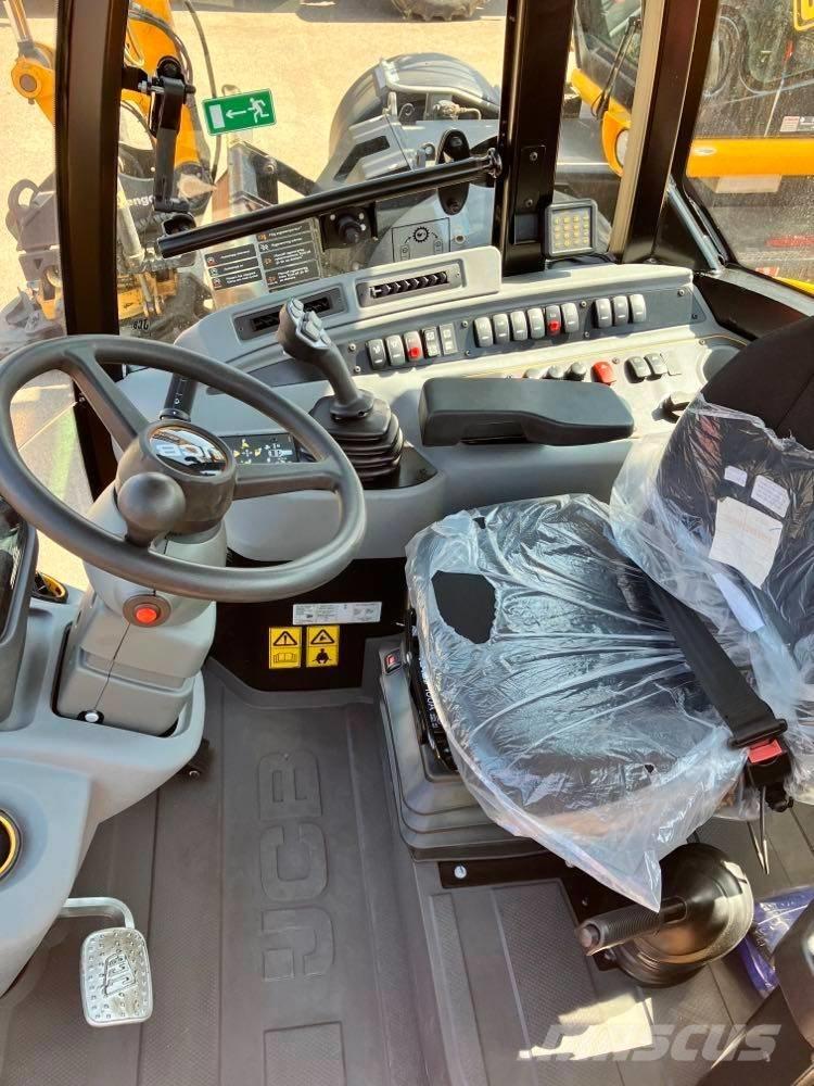 JCB 409 STAGE V - AGRI Mini krautuvai