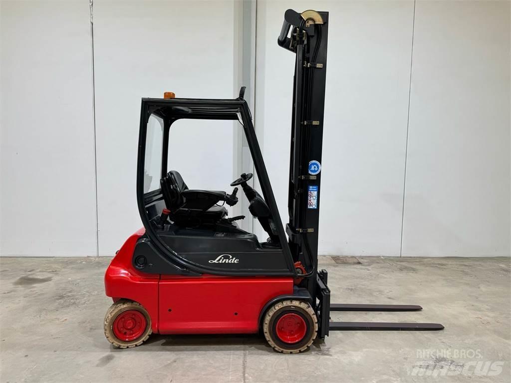 Linde E18P 02 Elektriniai šakiniai krautuvai