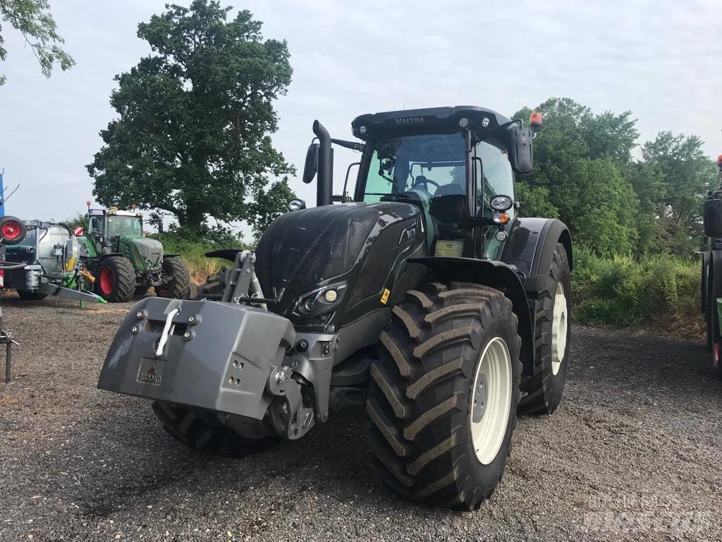 Valtra S 394 Traktoriai