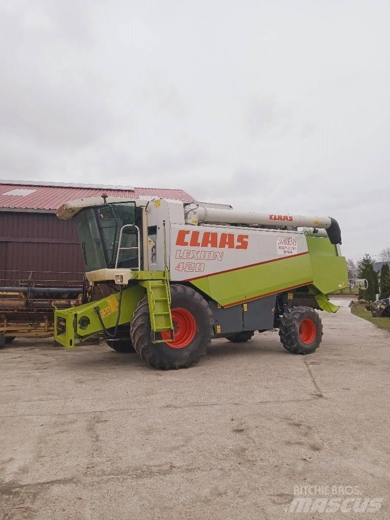 CLAAS Lexion 420 Derliaus nuėmimo kombainai