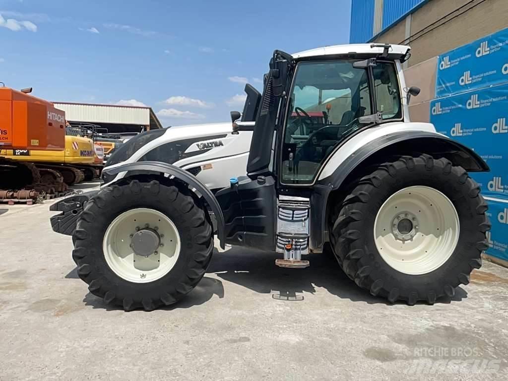 Valtra T174E Traktoriai
