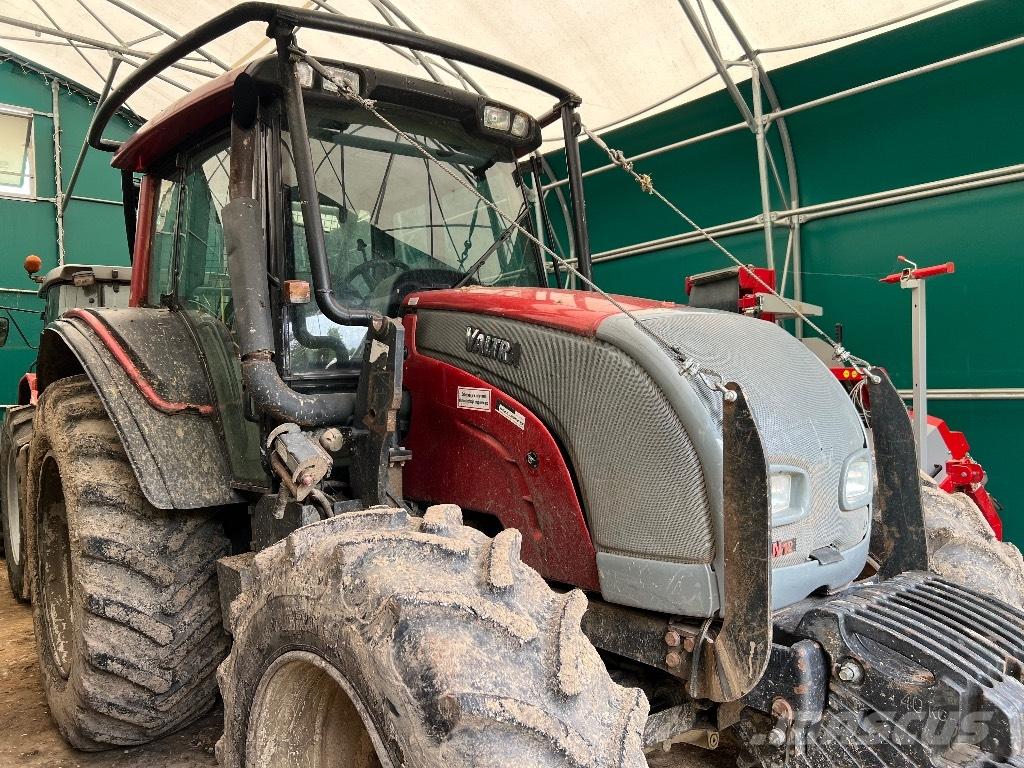 Valtra N 121 Miško traktoriai