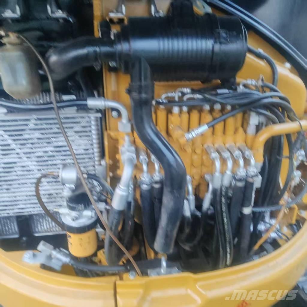 CAT 303 E Vikšriniai ekskavatoriai