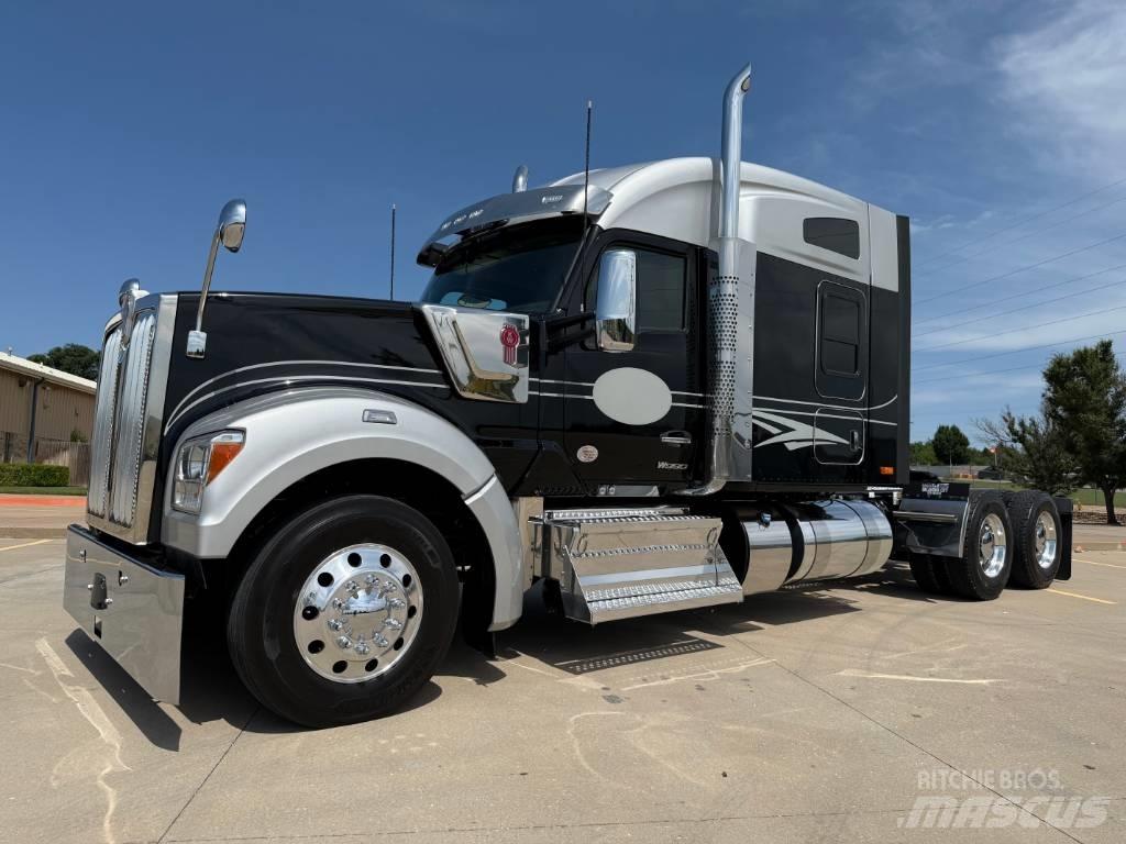 Kenworth W 990 Naudoti vilkikai