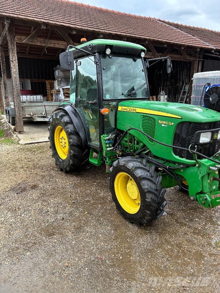 John Deere 5080 GF Vaisių ir vyno apdirbimo įrengimų papildoma įranga