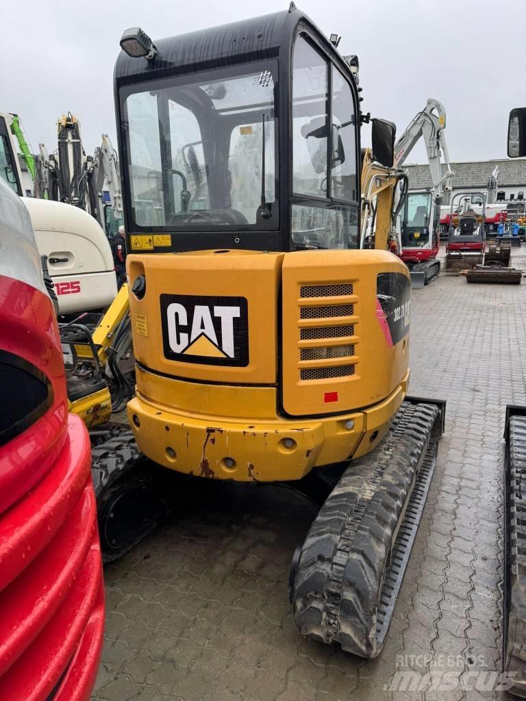 CAT 302.7 D Mini ekskavatoriai < 7 t