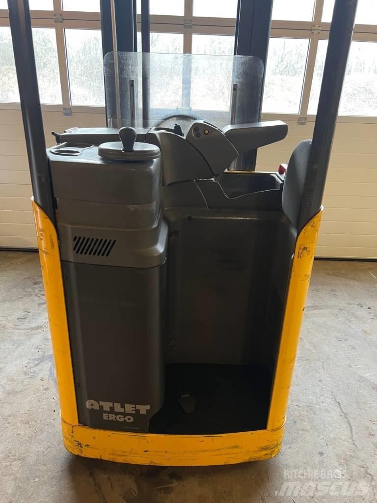 Atlet A/200STFVJN360 Savaeigiai rietuvai