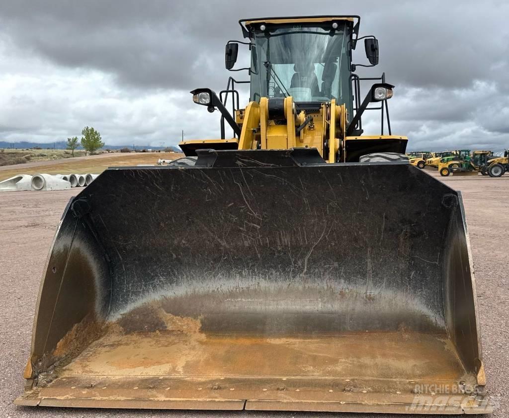CAT 950M Naudoti ratiniai krautuvai