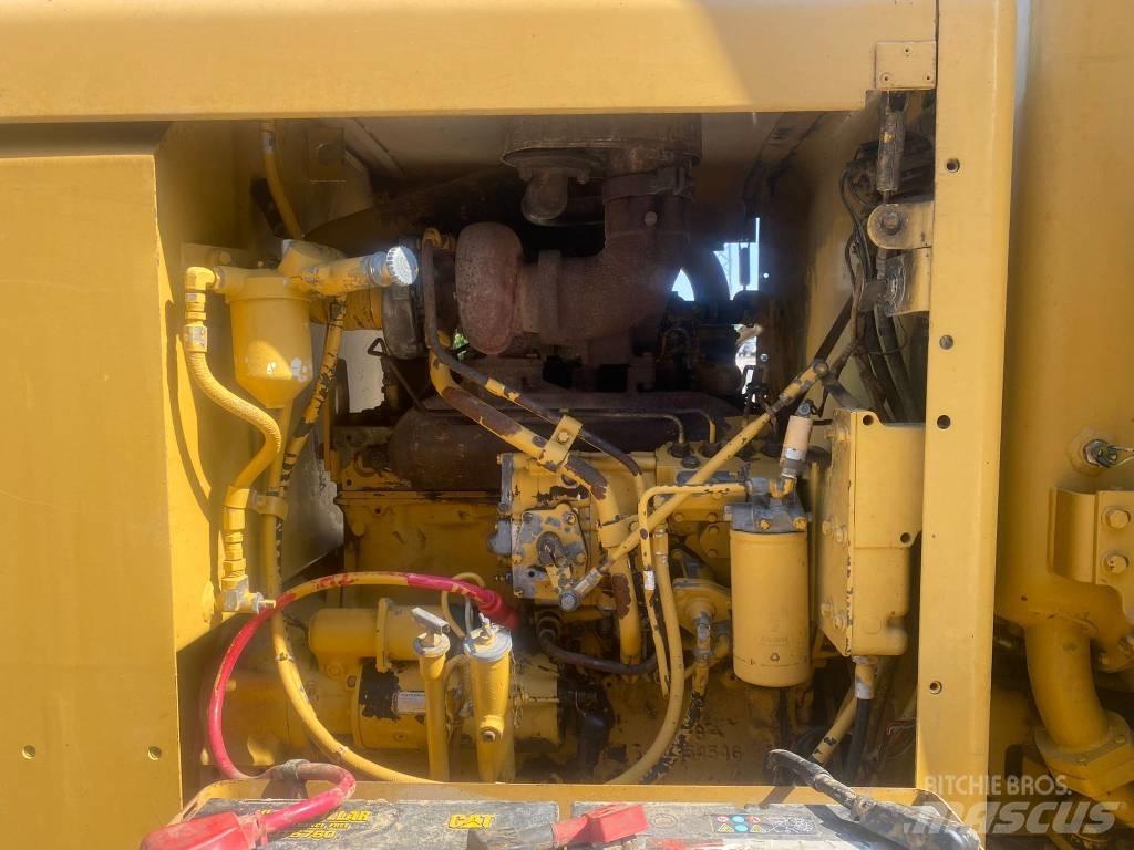 CAT 120 G Greideriai