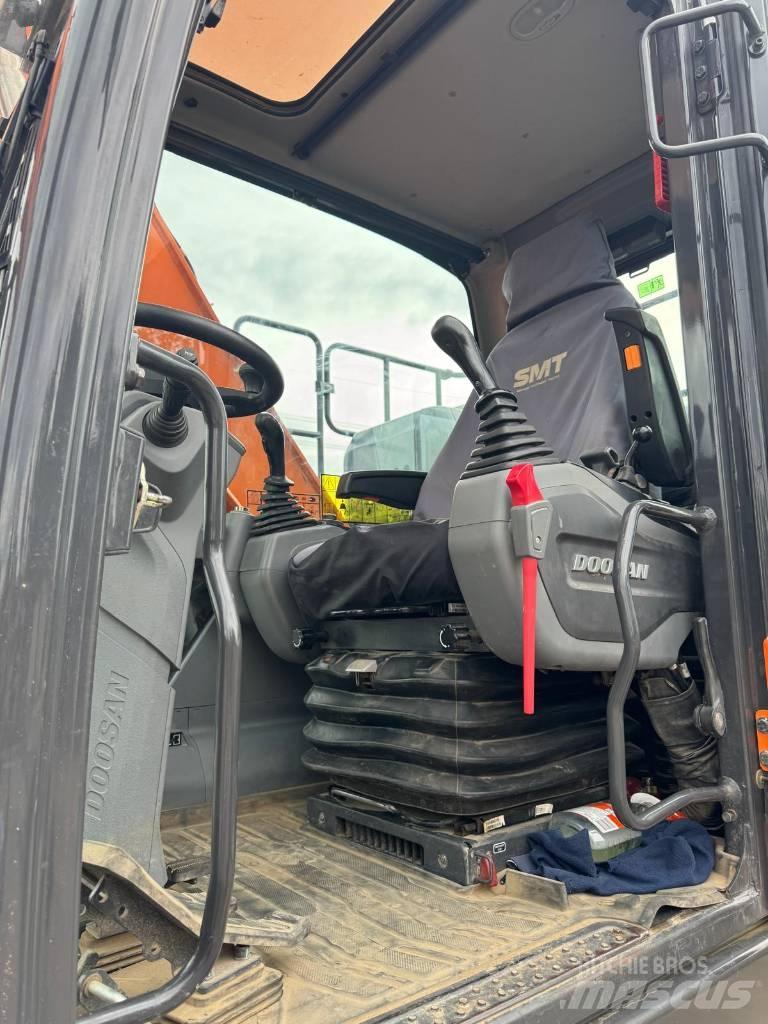 Doosan DX165WR-7 Ratiniai ekskavatoriai