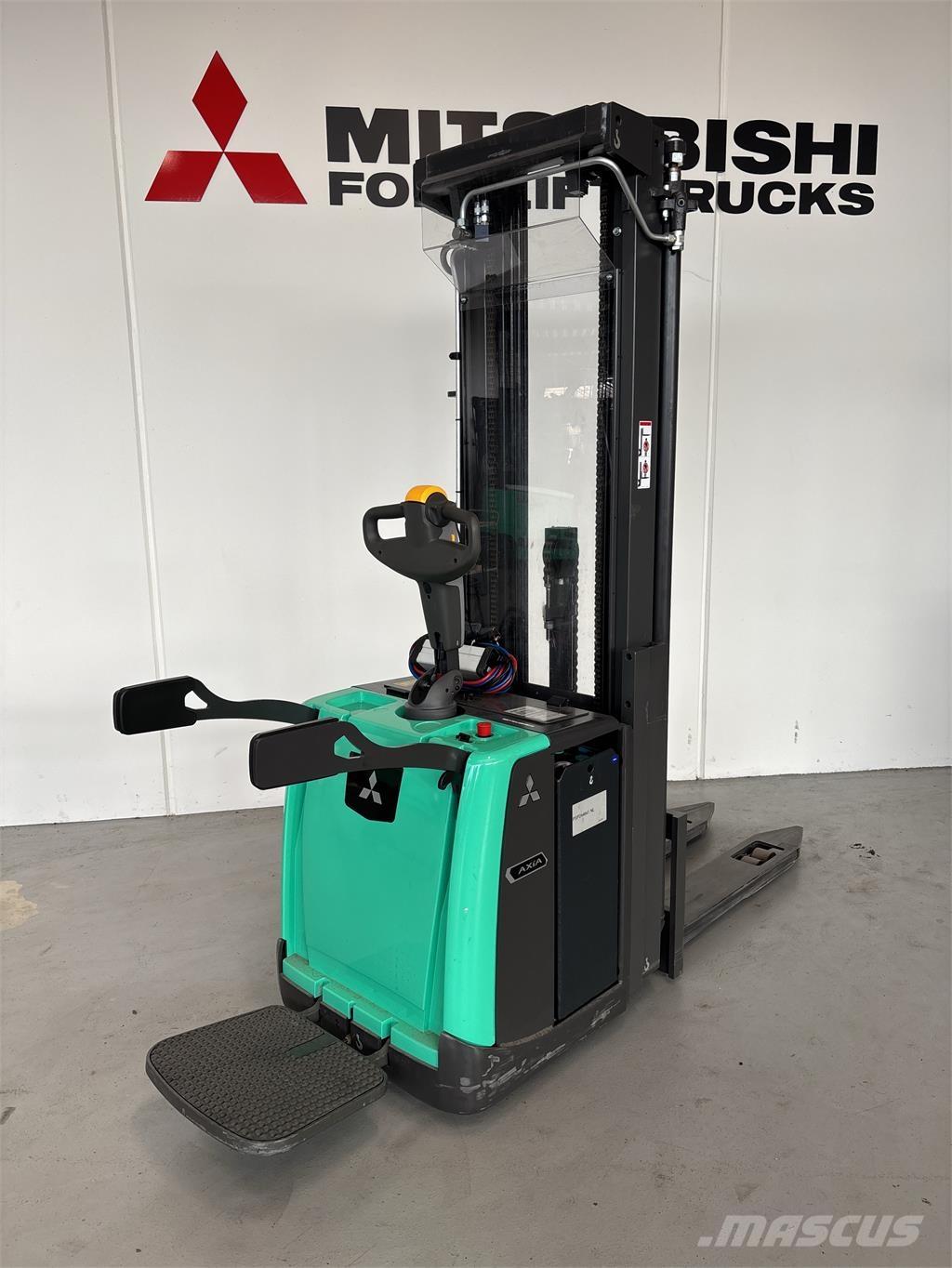 Mitsubishi SBV16PI Savaeigiai rietuvai