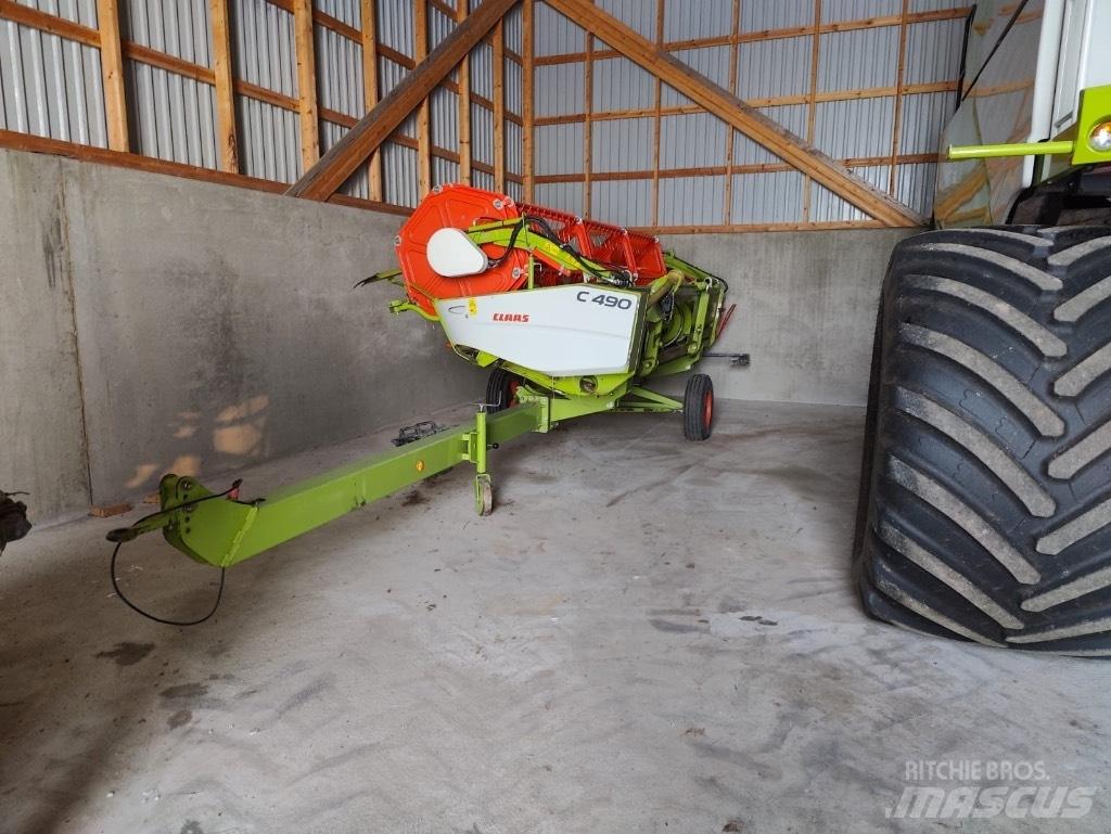 CLAAS Tucano 320 Derliaus nuėmimo kombainai