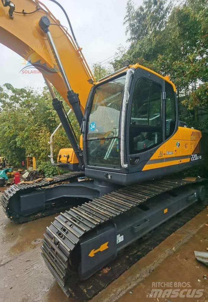 Hyundai R220LC-9S Ratiniai ekskavatoriai