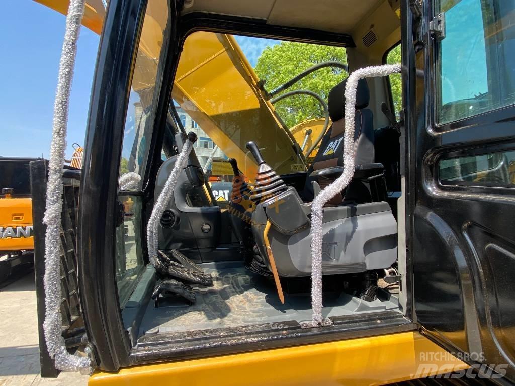 CAT 320 D Vikšriniai ekskavatoriai