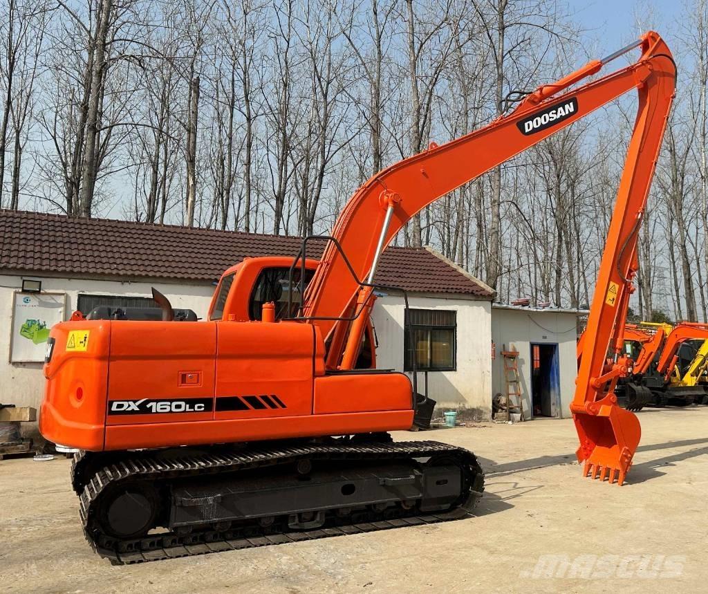 Doosan DX160LC Vikšriniai ekskavatoriai