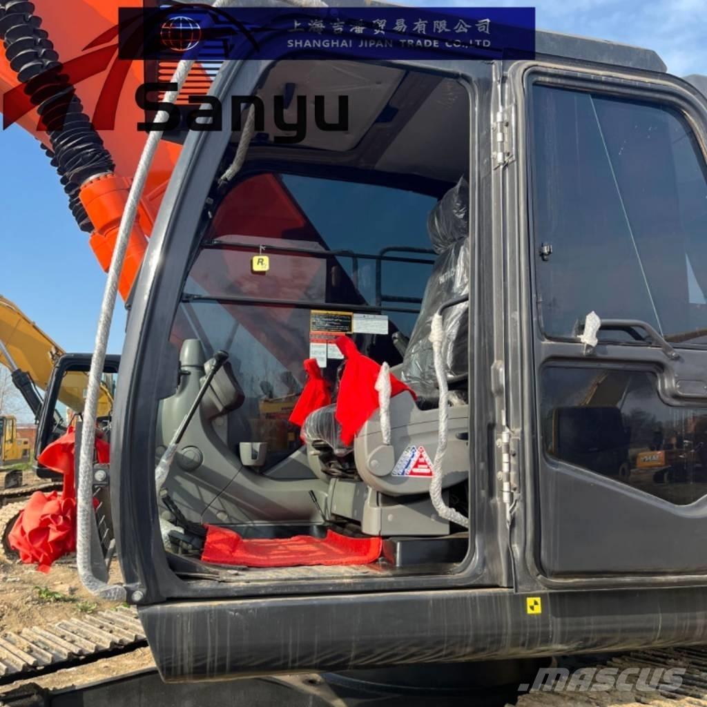 Hitachi ZX 240 Vikšriniai ekskavatoriai
