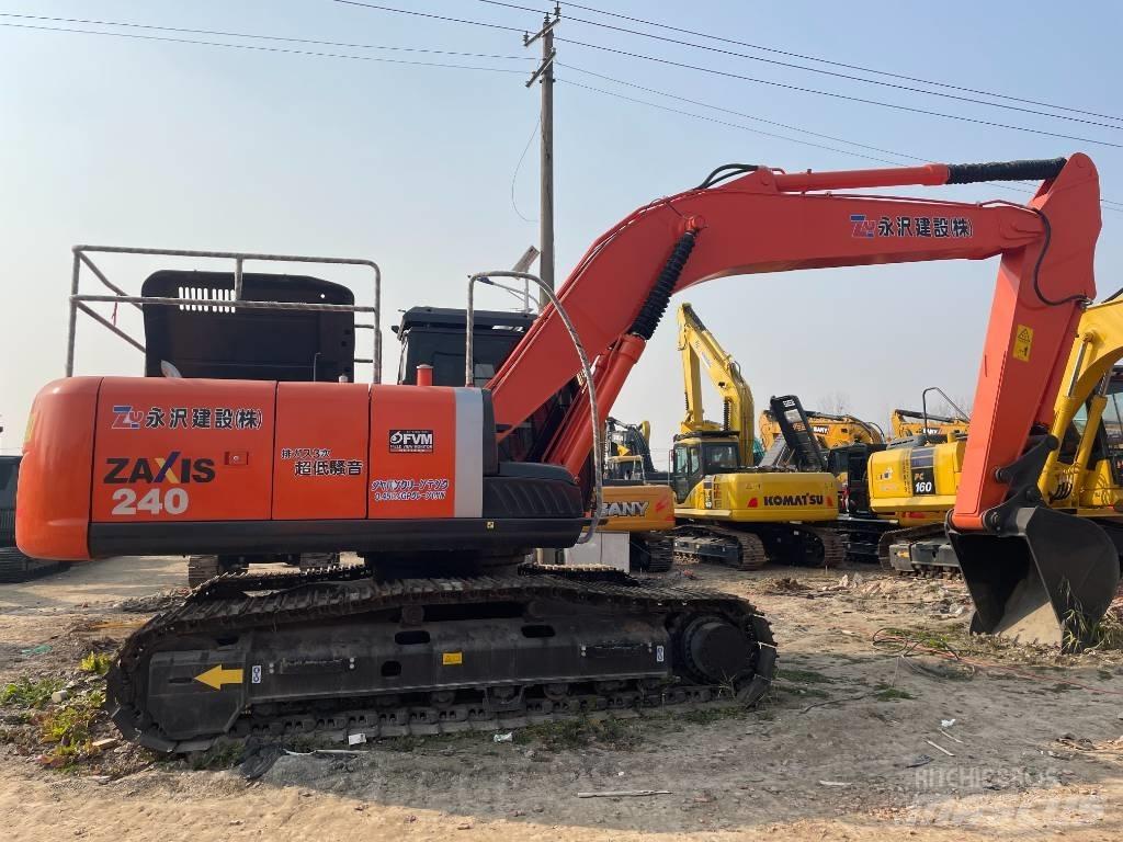 Hitachi ZX 240 Vikšriniai ekskavatoriai