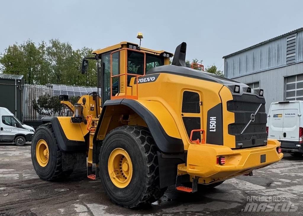 Volvo L 150 H Naudoti ratiniai krautuvai