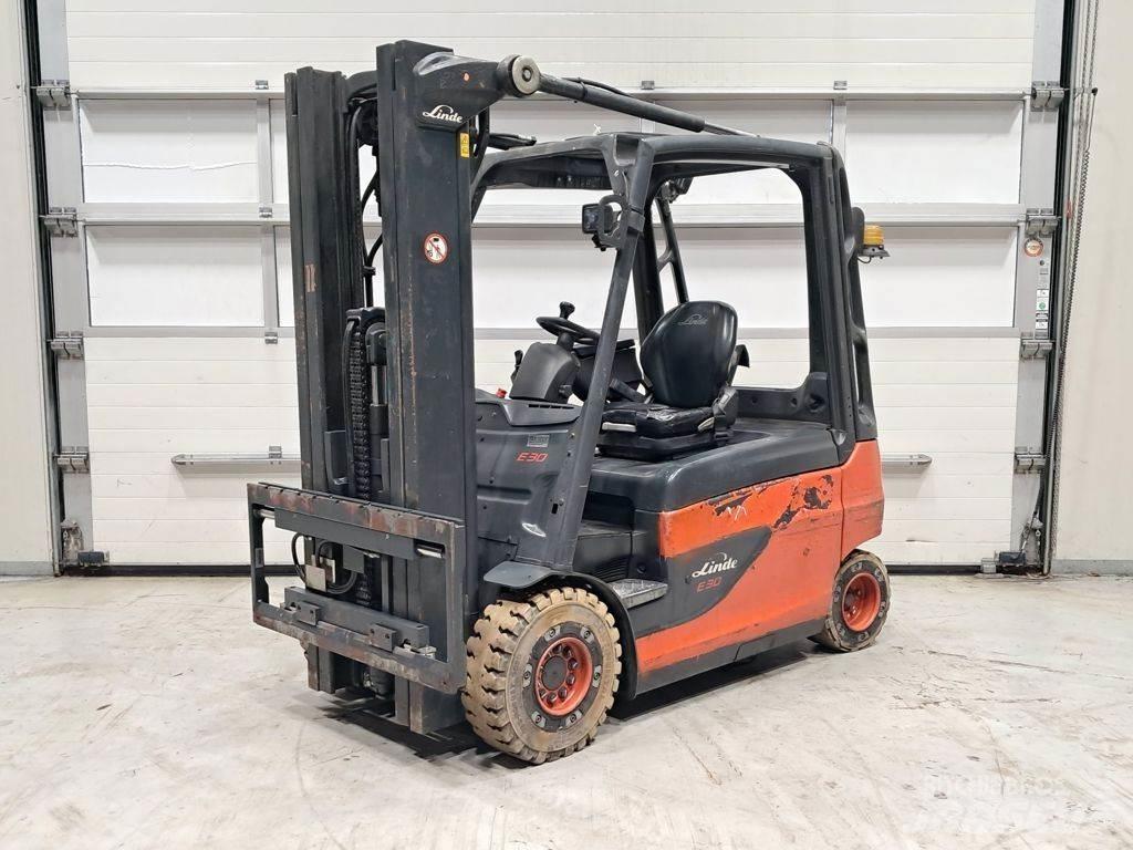 Linde E30L-01 Elektriniai šakiniai krautuvai