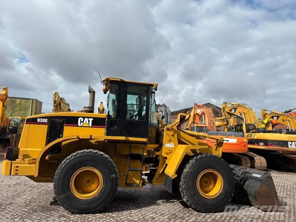 CAT 938 G Naudoti ratiniai krautuvai