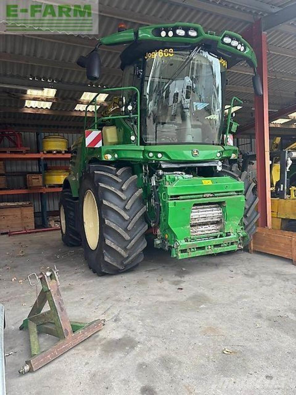 John Deere 8600 Pašarų ruošimo technika