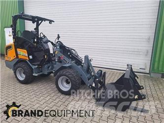 GiANT G2700E X-TRA Naudoti ratiniai krautuvai