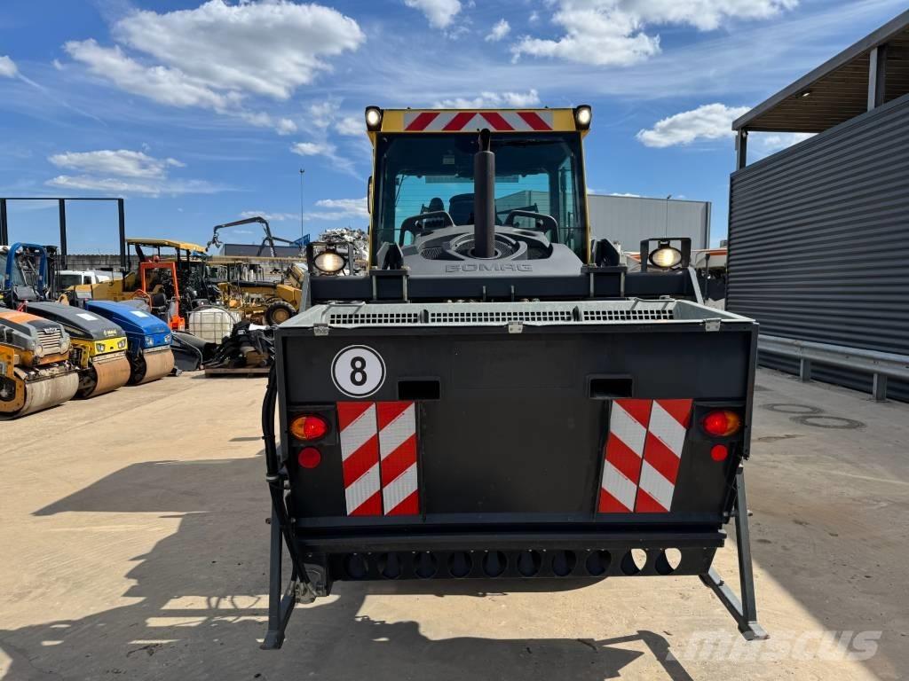 Bomag BW 174 AP-4 AM Porinių būgnų volai