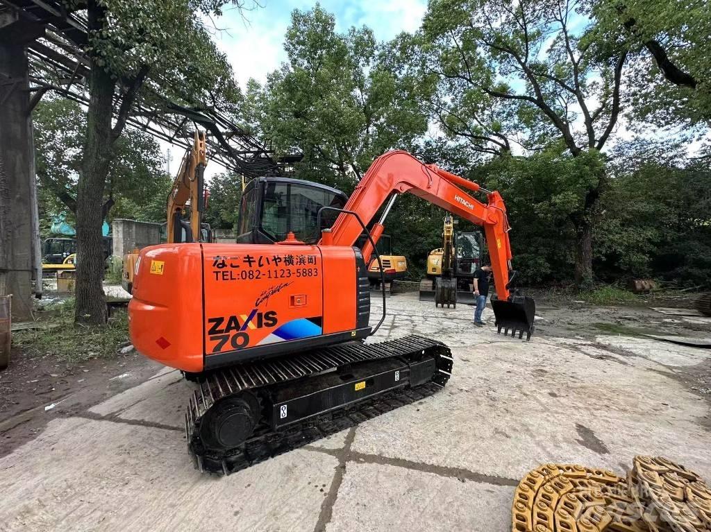 Hitachi 70 Vikšriniai ekskavatoriai