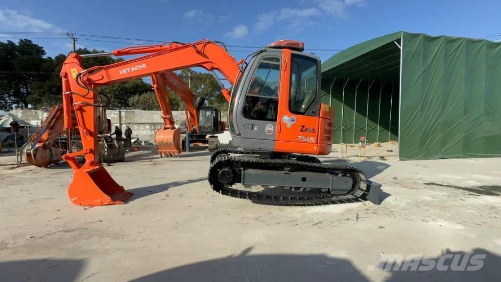 Hitachi ZX75US Mini ekskavatoriai < 7 t