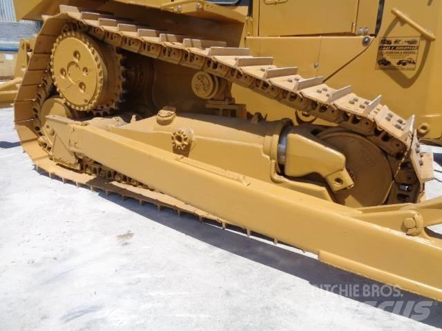 CAT D 6 R II Vikšriniai buldozeriai