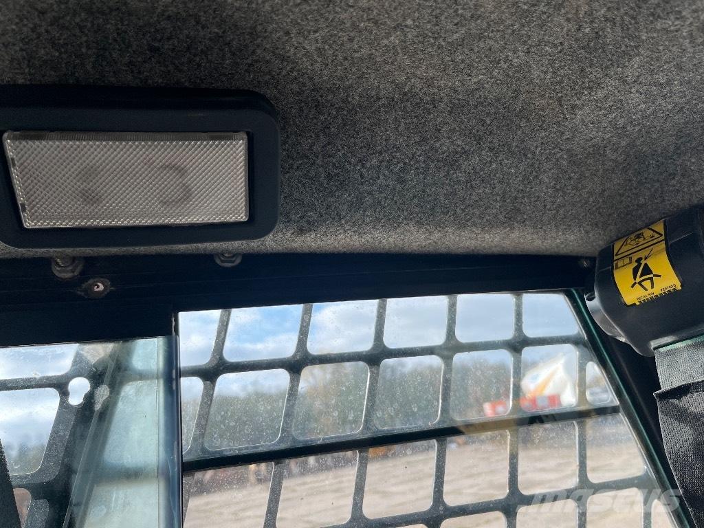 Bobcat S 100 Krautuvai su šoniniu pasukimu