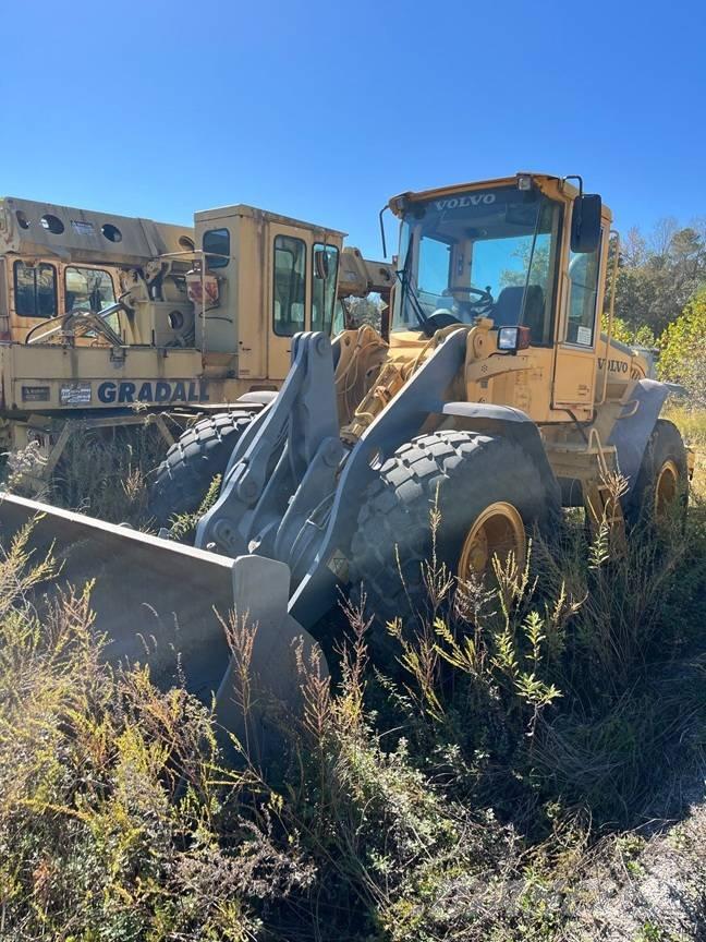 Volvo L 60 E Naudoti ratiniai krautuvai
