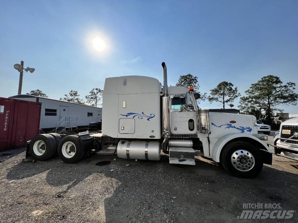 Peterbilt 378 Naudoti vilkikai