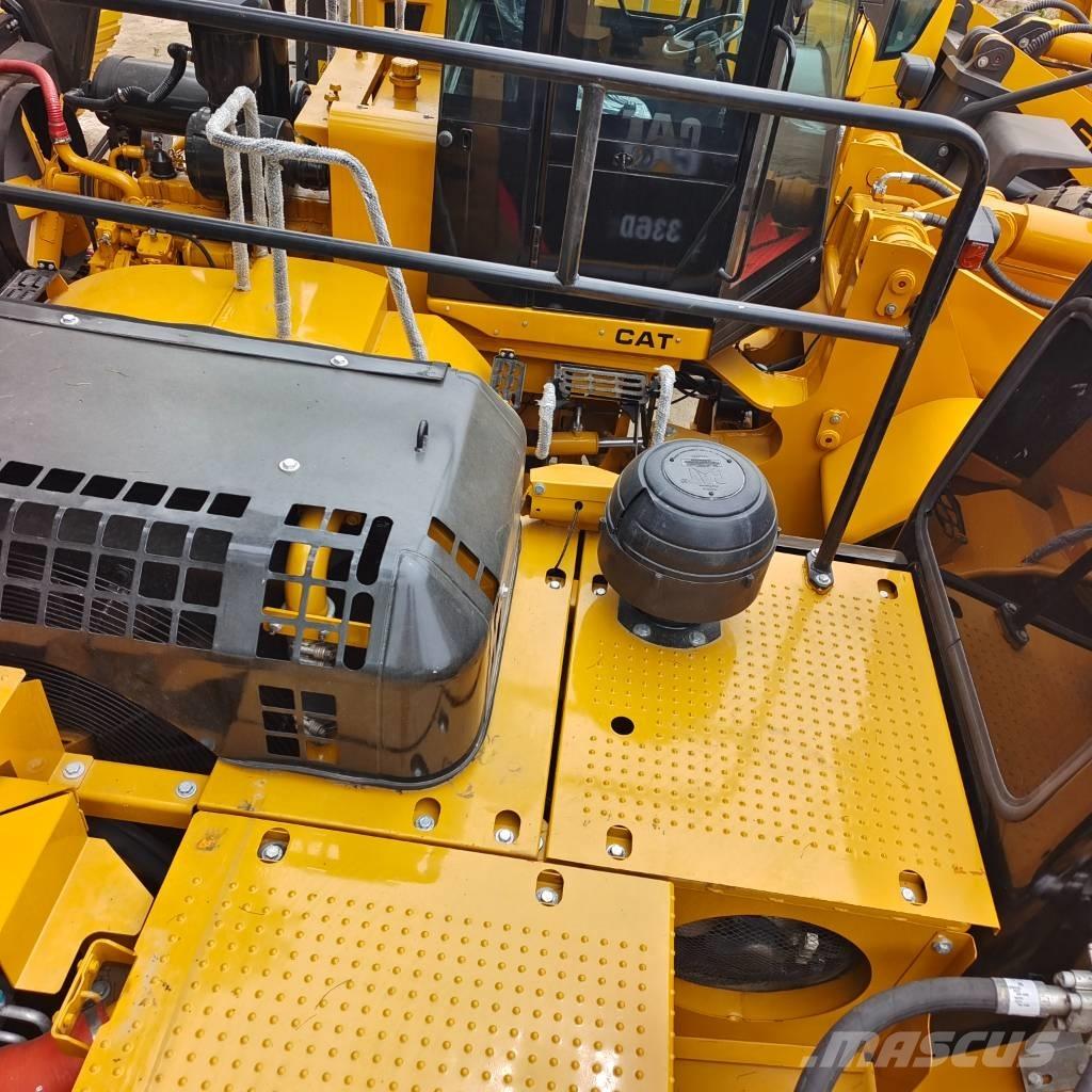 CAT 336D2 Vikšriniai ekskavatoriai