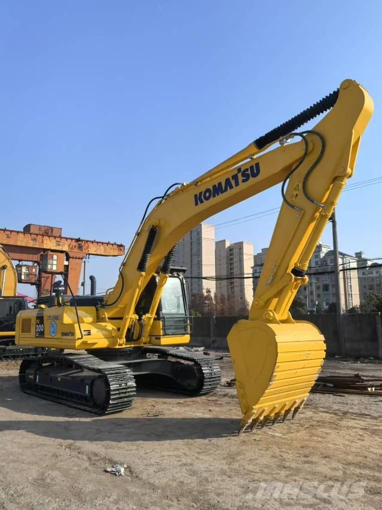 Komatsu PC 300-8 Vikšriniai ekskavatoriai