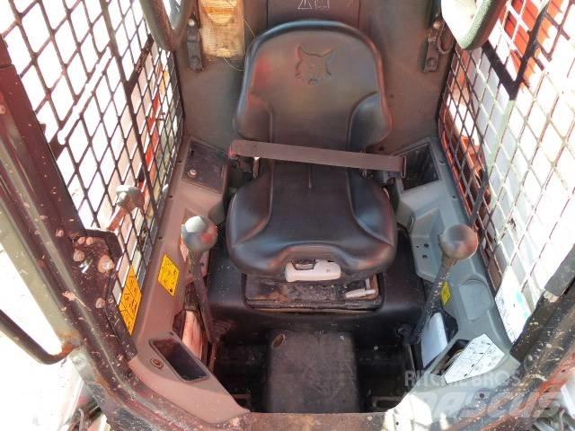 Bobcat S 450 Krautuvai su šoniniu pasukimu