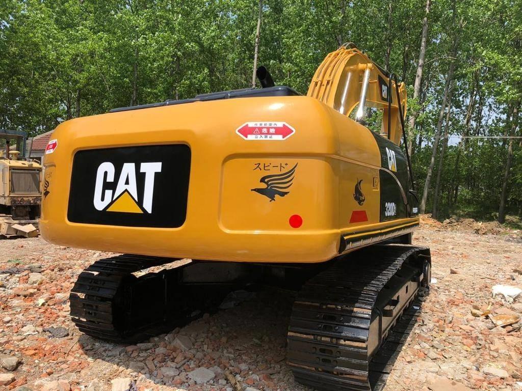 CAT 320D2 Vikšriniai ekskavatoriai