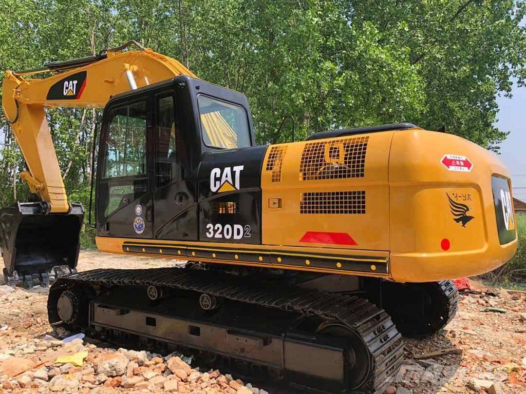 CAT 320D2 Vikšriniai ekskavatoriai