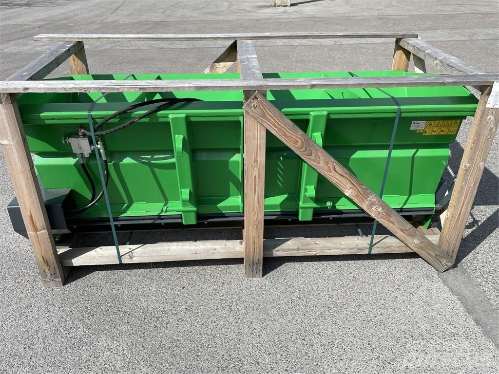 Sami SL-2300 3P/SMS Smėlio ir druskos barstytuvai