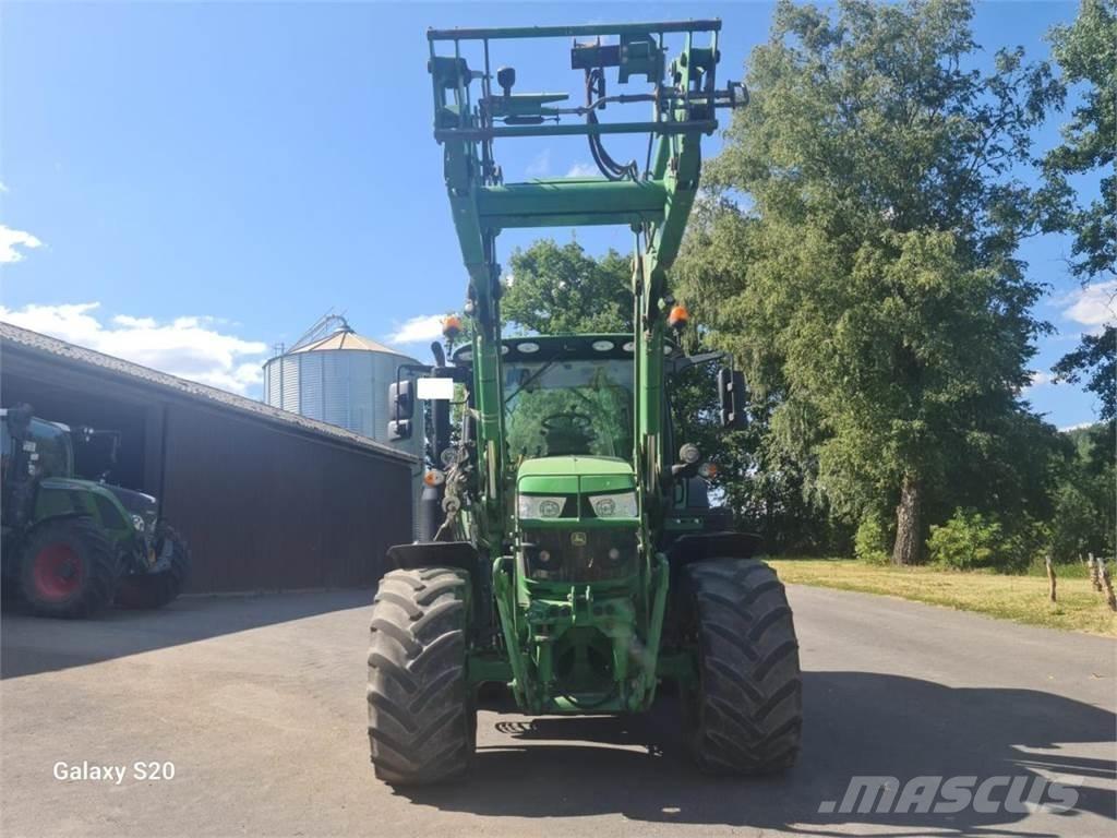 John Deere 6130R Traktoriai