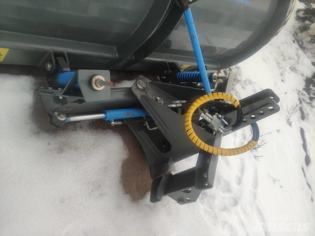 Snowek AA320 Sniego peiliai ir valytuvai